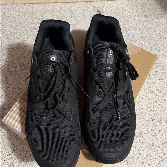 Cloudstratus Men's Athletic Shoes - Black - Picture 3 of 4